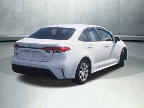 Used 2024 Toyota Corolla LE FWD image 18