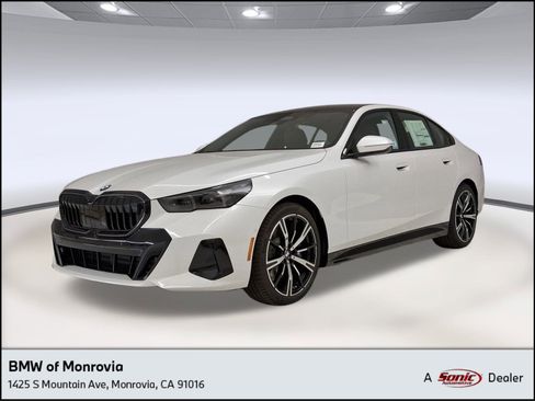 New 2026 BMW 530i w/ M Sport Package image 1