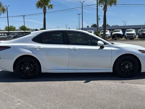 Used 2022 Toyota Camry XSE w/ Navigation Package image 6