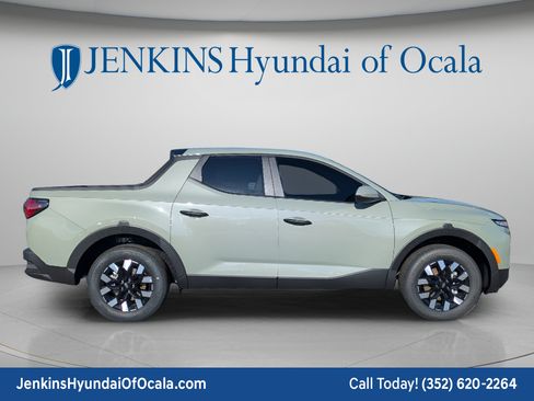New 2026 Hyundai Santa Cruz SE FWD image 2