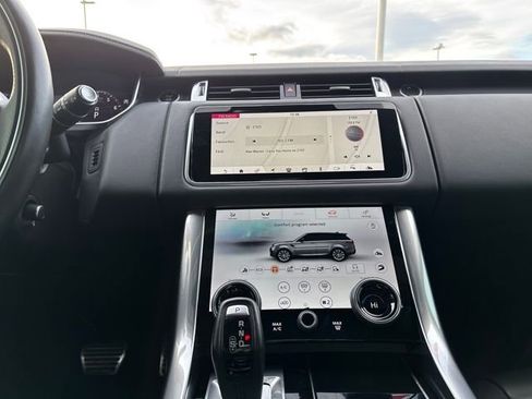 Used 2021 Land Rover Range Rover Sport HSE Dynamic image 18