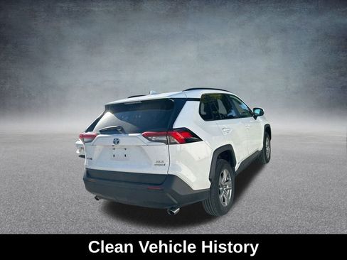 Used 2024 Toyota RAV4 XLE image 5
