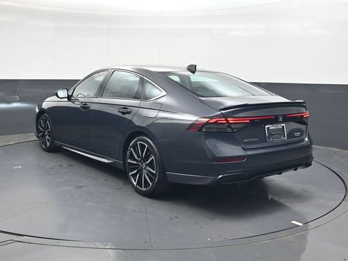 Used 2023 Honda Accord Touring image 6
