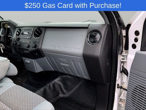 Used 2015 Ford F250 XL w/ Power Equipment Group AWD/4WD image 24