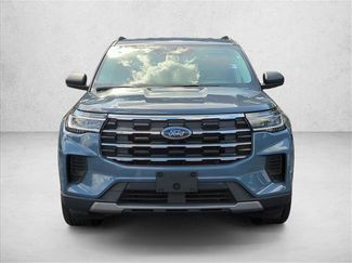 Used 2025 Ford Explorer Active RWD video 2