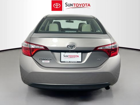 Used 2016 Toyota Corolla LE FWD image 5