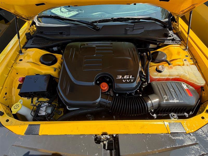 Used 2017 Dodge Challenger SXT RWD image 49