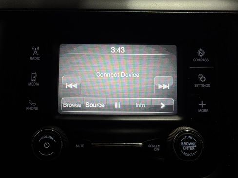 Used 2023 RAM 2500 Tradesman AWD/4WD image 9