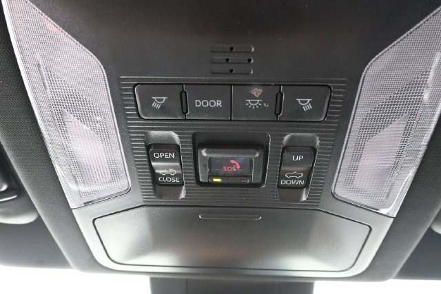 Used 2023 Toyota RAV4 XSE AWD/4WD image 27