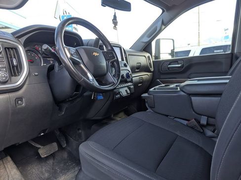 Used 2021 Chevrolet Silverado 2500 LT w/ Fleet Comfort Package AWD/4WD image 24