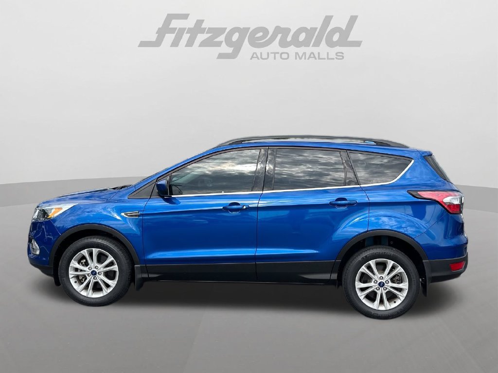 Used 2018 Ford Escape SE w/ SE Sync 3 Package AWD/4WD image 5