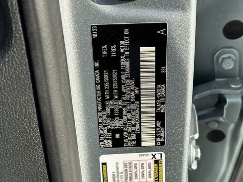 Certified 2024 Lexus RX 350 w/ Luxury Package image 21