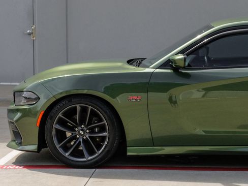 Used 2019 Dodge Charger Scat Pack RWD image 13