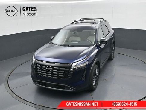 New 2026 Nissan Pathfinder SL w/ SL Premium Package AWD/4WD image 53