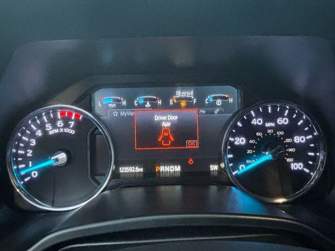 Used 2020 Ford F350 Lariat w/ Lariat Ultimate Package AWD/4WD image 18