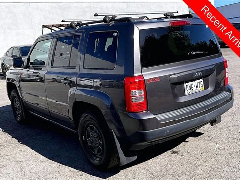 Used 2015 Jeep Patriot Sport w/ Power Value Group FWD image 6