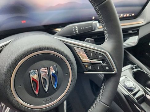 New 2026 Buick Envision Avenir image 17