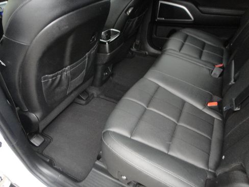 Used 2021 Kia Telluride EX AWD/4WD image 13