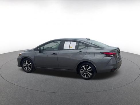 Used 2025 Nissan Versa SV FWD image 10