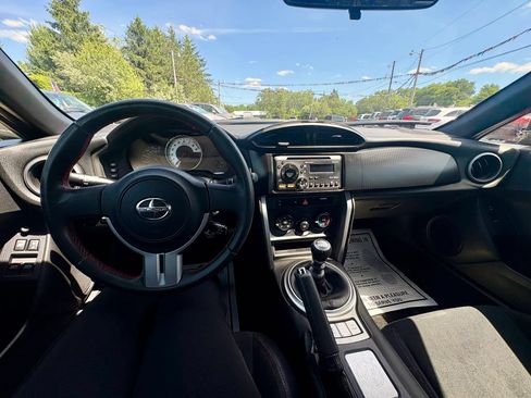 Used 2013 Scion FR-S RWD image 21