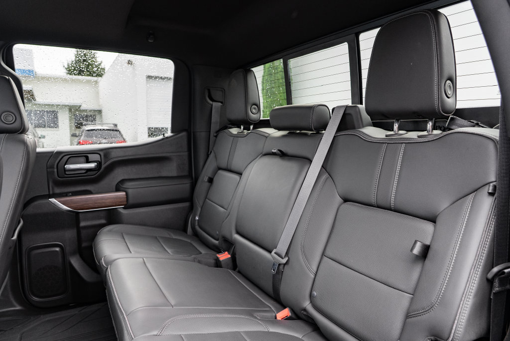 Used 2022 Chevrolet Silverado 1500 High Country w/ Safety Package II AWD/4WD image 29