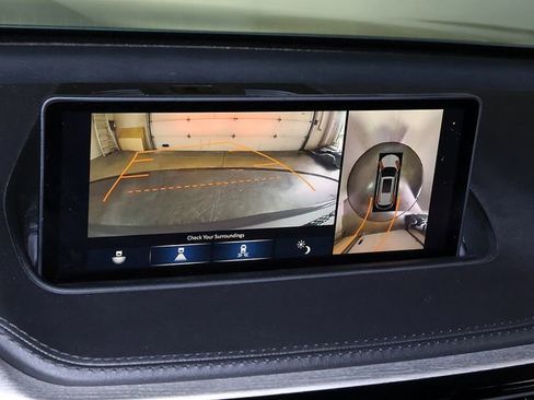 Certified 2023 Acura MDX SH-AWD w/ Advance Package image 21