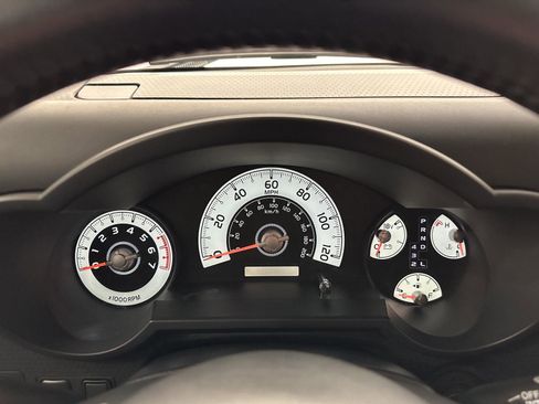 Used 2013 Toyota FJ Cruiser 4WD image 19