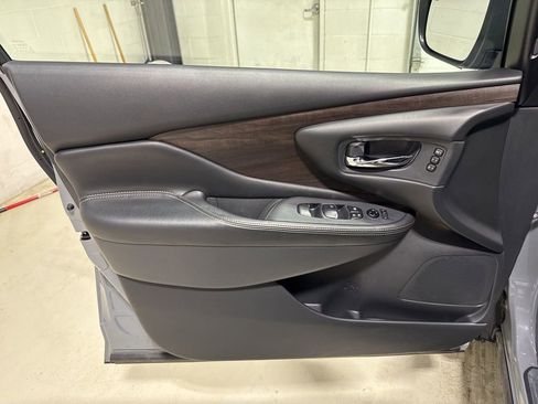 Used 2024 Nissan Murano Platinum image 13