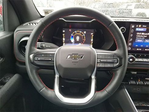 Certified 2023 Chevrolet Colorado Z71 w/ Z71 Convenience Package 2 image 11