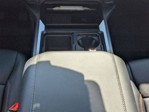 New 2025 Ford F250 Lariat w/ Lariat Ultimate Package image 21