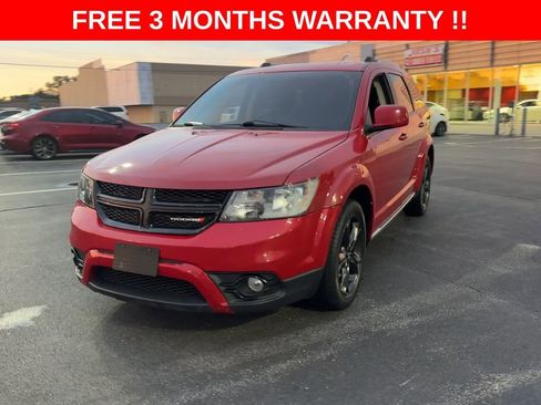 Used 2020 Dodge Journey Crossroad FWD image 3