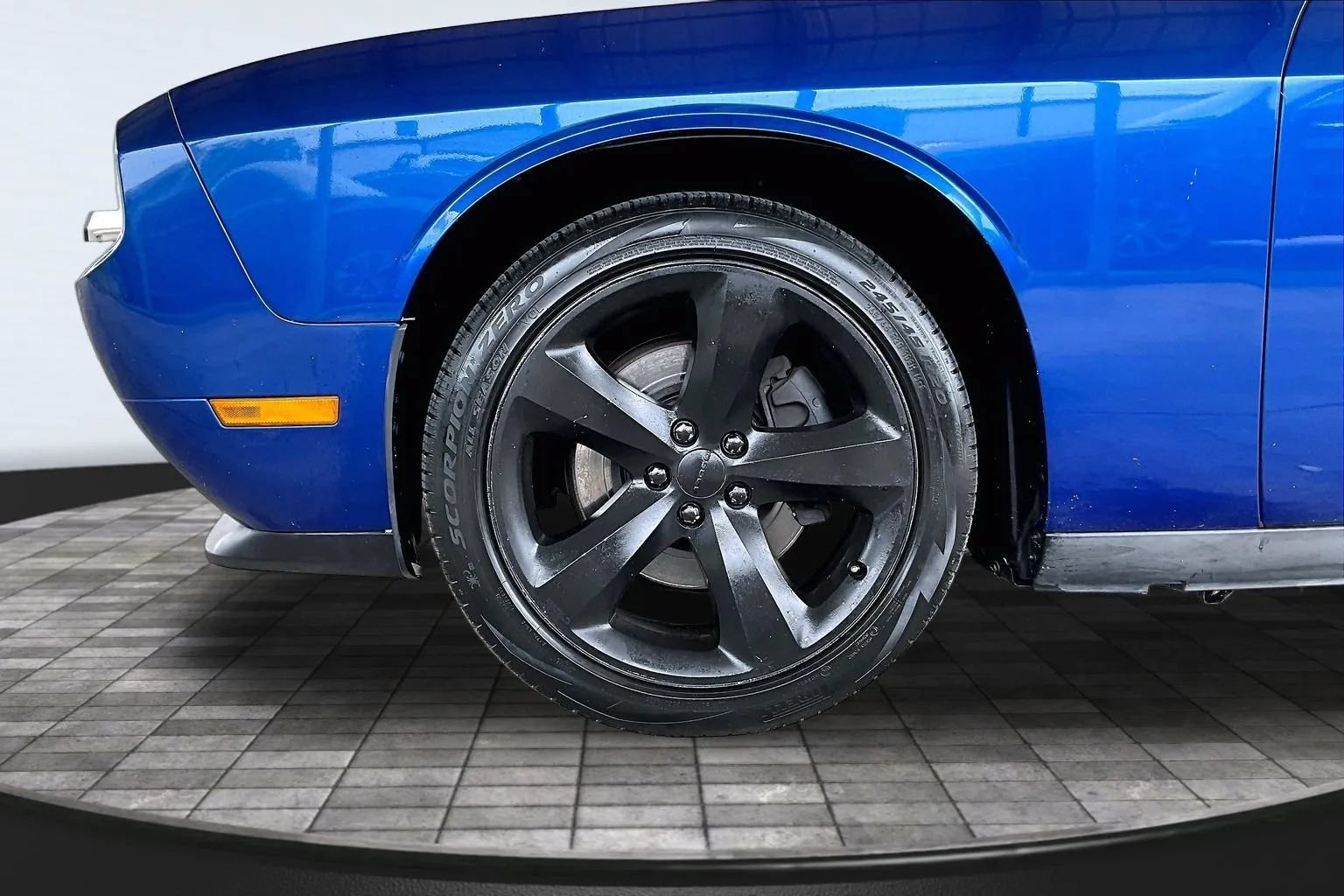 Used 2012 Dodge Challenger R/T RWD image 30
