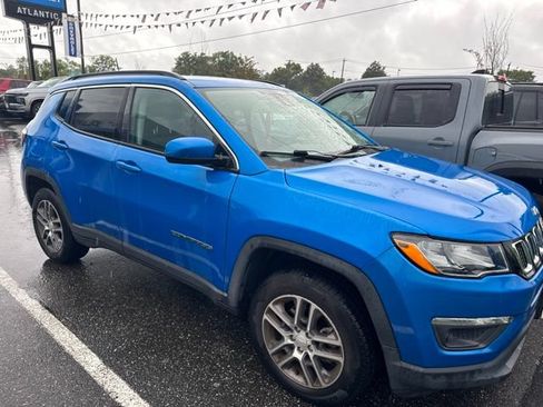 Used 2020 Jeep Compass Latitude AWD/4WD image 1