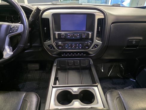 Used 2018 GMC Sierra 1500 SLT image 24