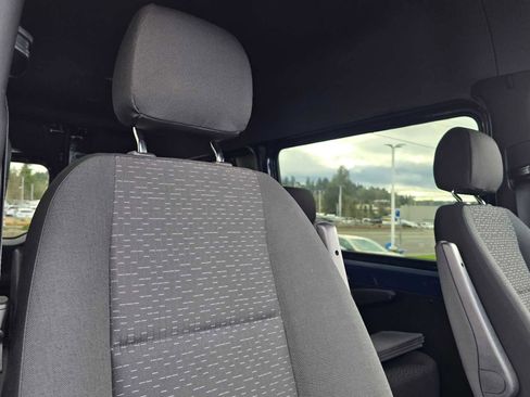 Used 2024 Mercedes-Benz Sprinter 2500 image 13