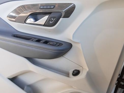 Used 2023 GMC Terrain Denali w/ Denali Premium Package image 20