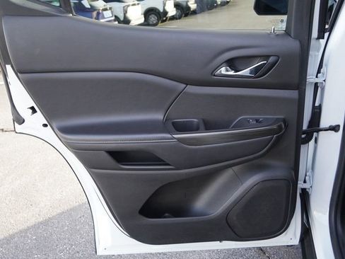 Used 2019 GMC Acadia SLT w/ Black Edition image 19