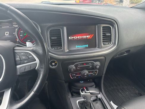 Used 2016 Dodge Charger SXT w/ AWD Plus Group image 7