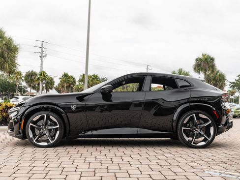 Used 2025 Ferrari Purosangue AWD/4WD image 19