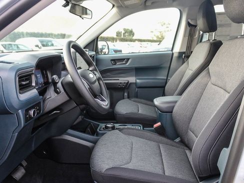 New 2026 Ford Maverick XLT w/ Black Appearance Package image 18