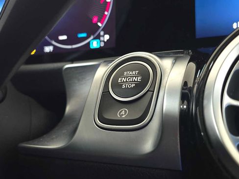 Certified 2026 Mercedes-Benz GLB 250 4MATIC image 34