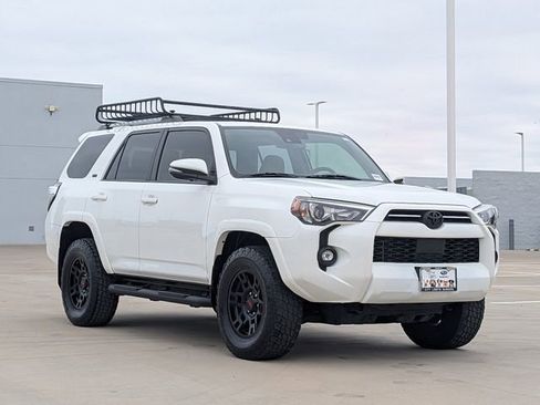 Used 2023 Toyota 4Runner SR5 Premium w/ Moonroof Package image 7