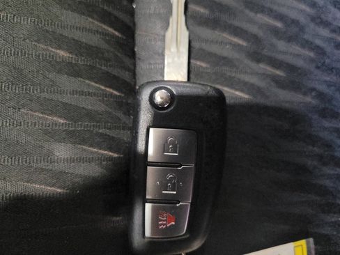 Used 2019 Nissan Rogue S AWD/4WD image 32