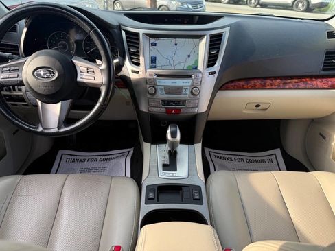 Used 2011 Subaru Outback 3.6R Limited AWD/4WD image 15