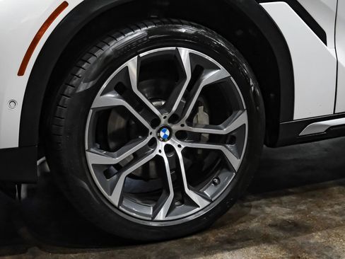 Used 2020 BMW X6 xDrive40i w/ Executive Package image 57