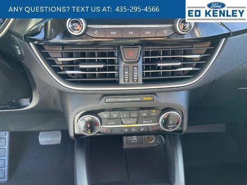 Certified 2022 Ford Escape SEL w/ SEL Stealth AWD Package image 14