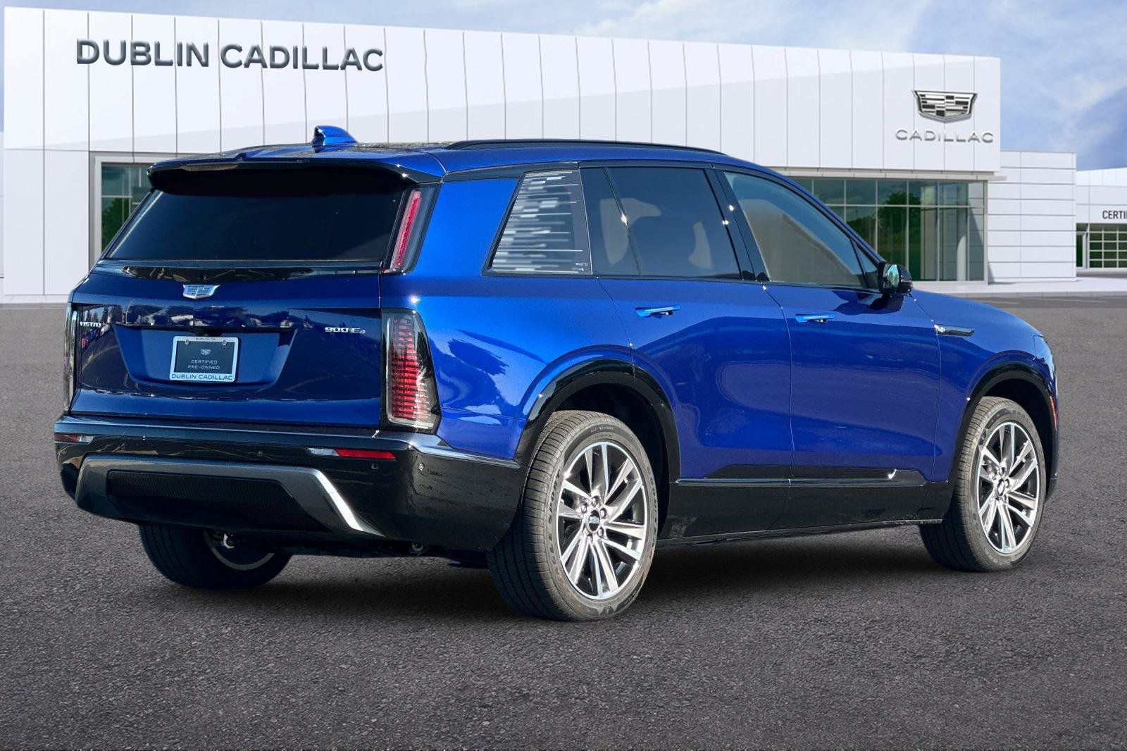 Certified 2026 Cadillac Vistiq Sport AWD/4WD image 4