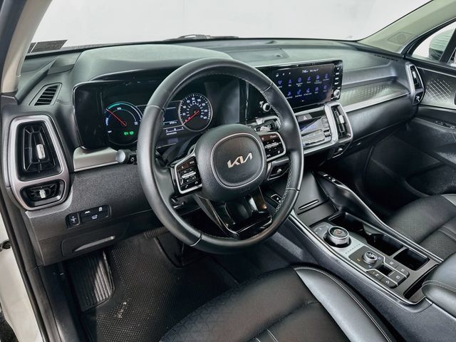 Used 2023 Kia Sorento EX AWD/4WD image 16