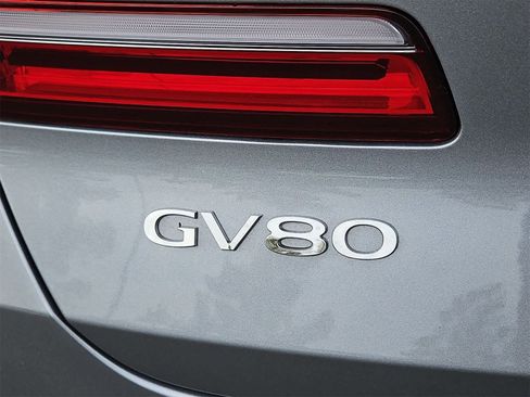 Used 2025 Genesis GV80 2.5T Select image 11