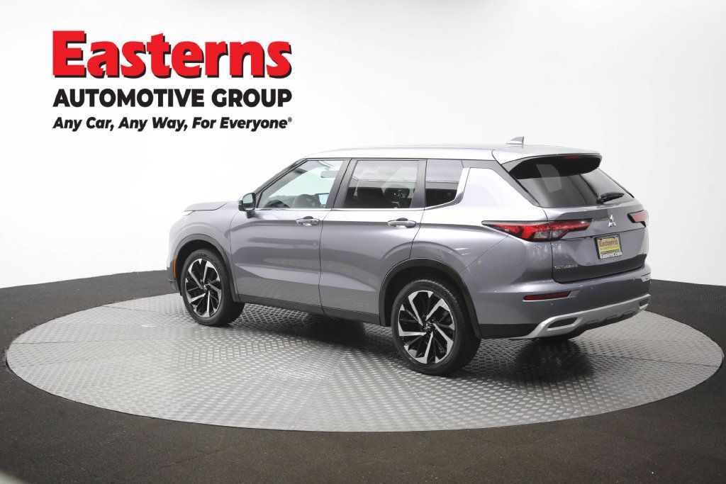Used 2024 Mitsubishi Outlander SE FWD image 64